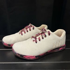 Great Condition NOBULL - RARE Color White Spill